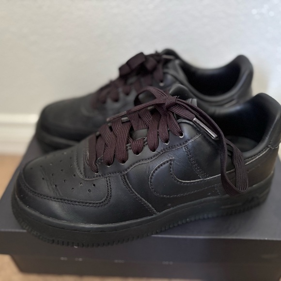 black air forces, worn about 5 times - Picture 2 of 3